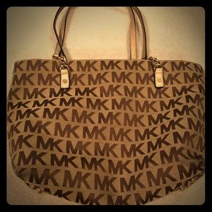 Michael Kors shoulder bag